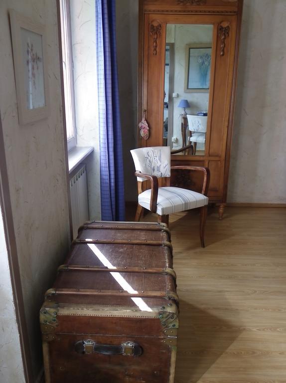 Maison d'Hôtes de la Verrière Les Ardillats Extérieur photo